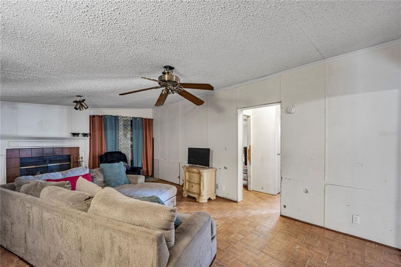 12606 S Grassy Lake Road, Minneola, FL 34715 Photo