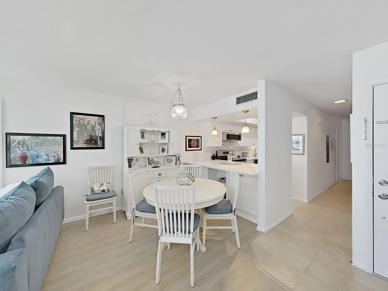 19020 Gulf Boulevard, Unit 8, Indian Shores, FL 33785 Photo