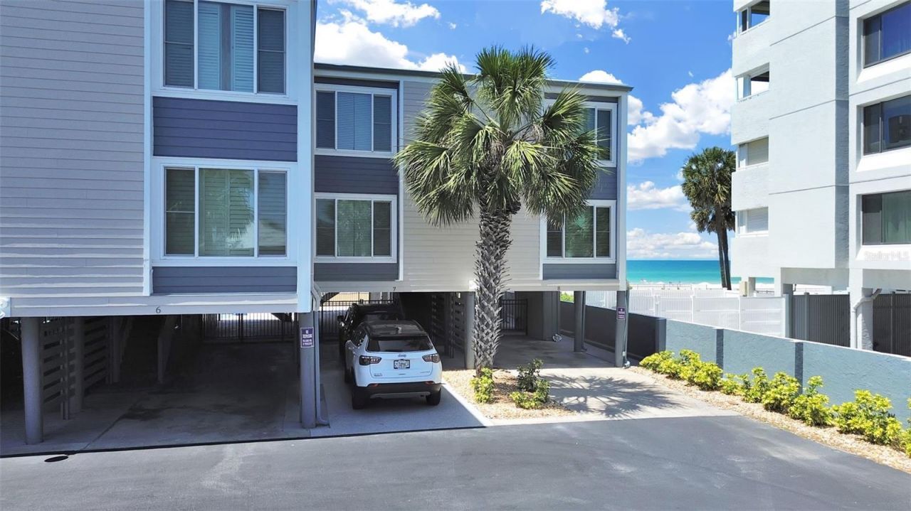 19020 Gulf Boulevard, Unit 8, Indian Shores, FL 33785 Photo