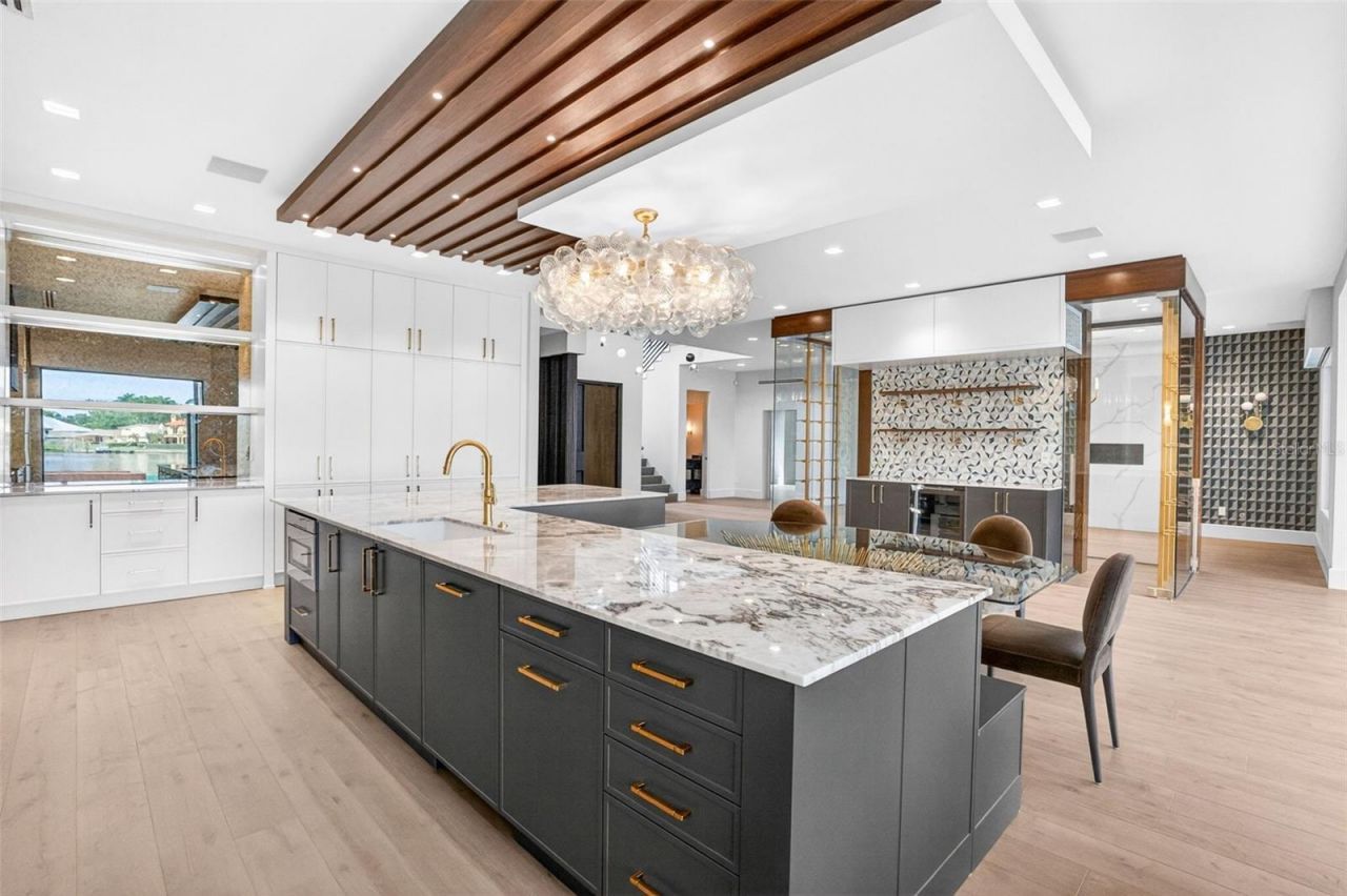 460 Coffee Pot Riviera Ne, Saint Petersburg, FL 33704 Photo