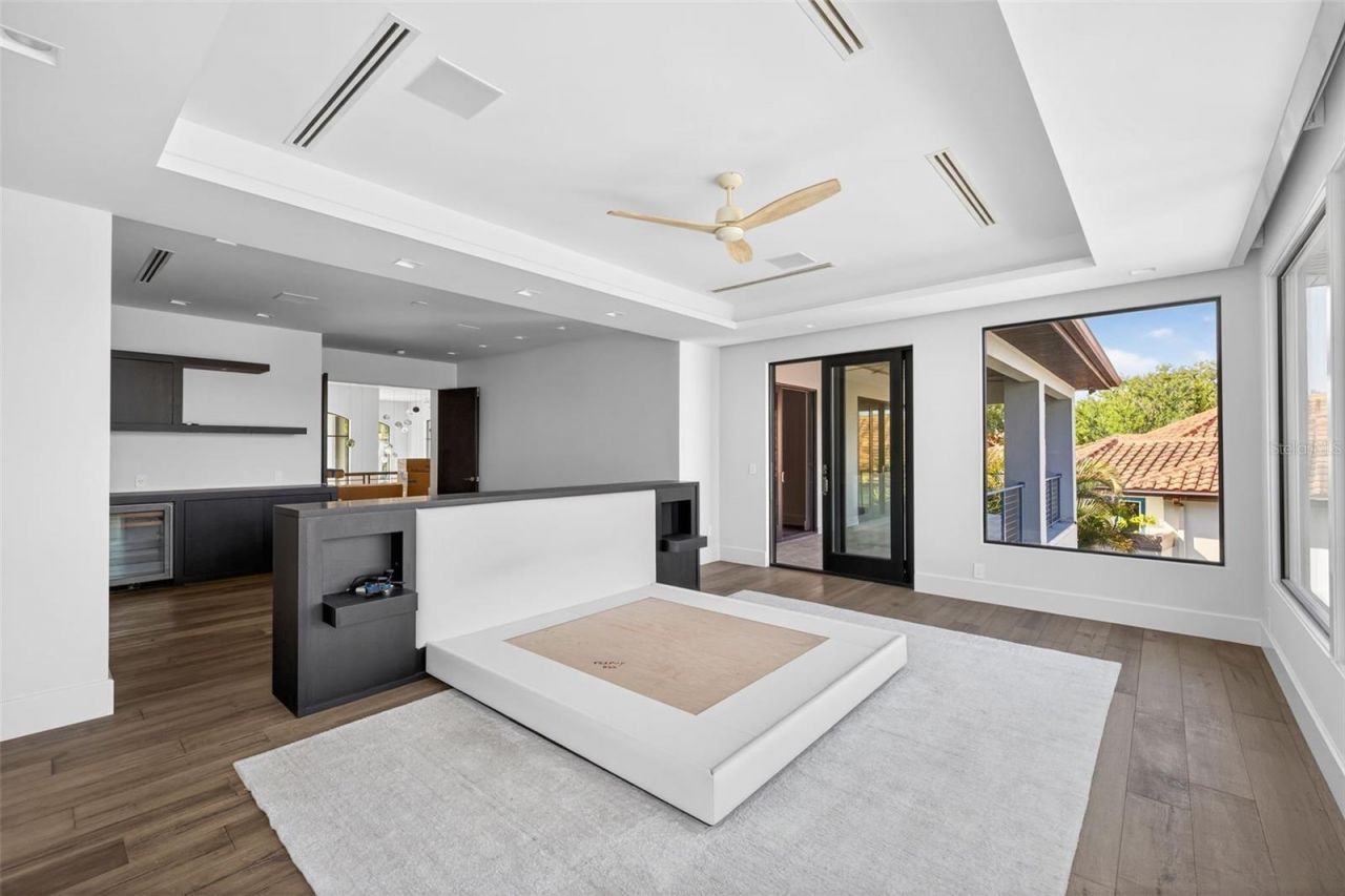 460 Coffee Pot Riviera Ne, Saint Petersburg, FL 33704 Photo