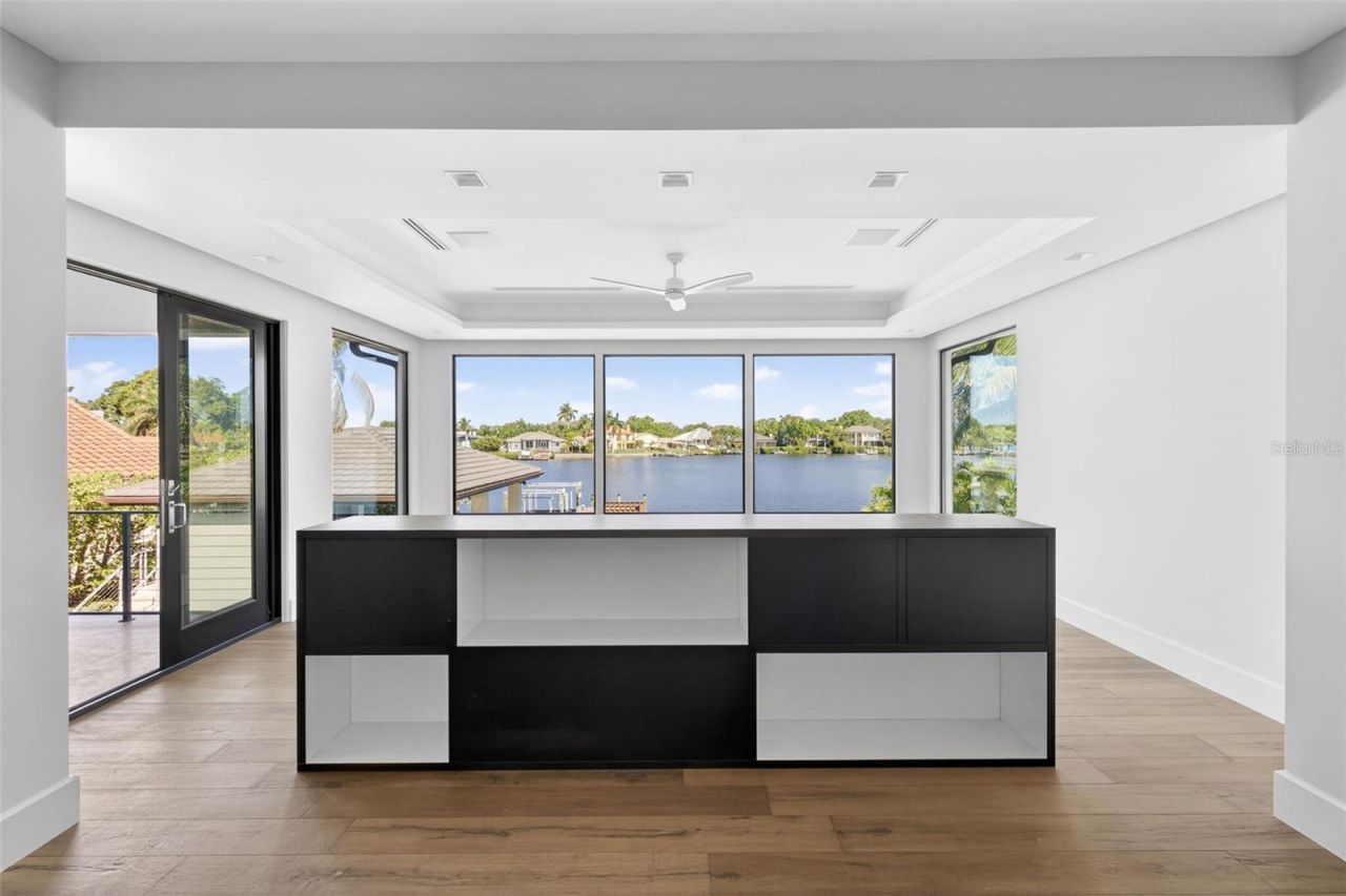 460 Coffee Pot Riviera Ne, Saint Petersburg, FL 33704 Photo