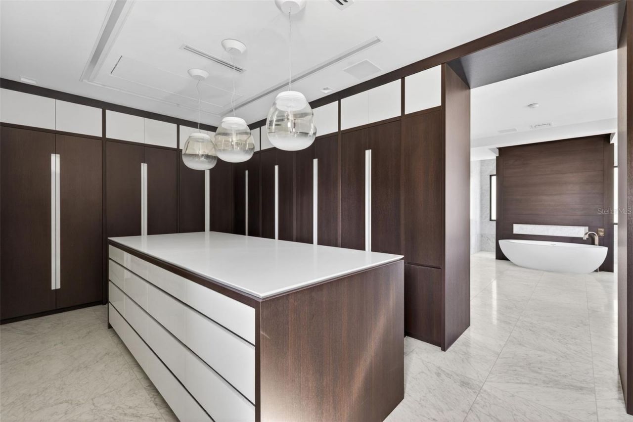 460 Coffee Pot Riviera Ne, Saint Petersburg, FL 33704 Photo