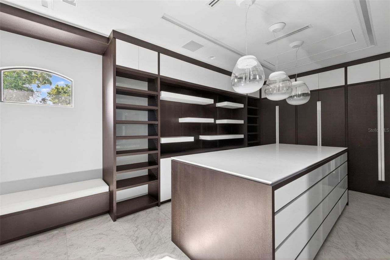 460 Coffee Pot Riviera Ne, Saint Petersburg, FL 33704 Photo