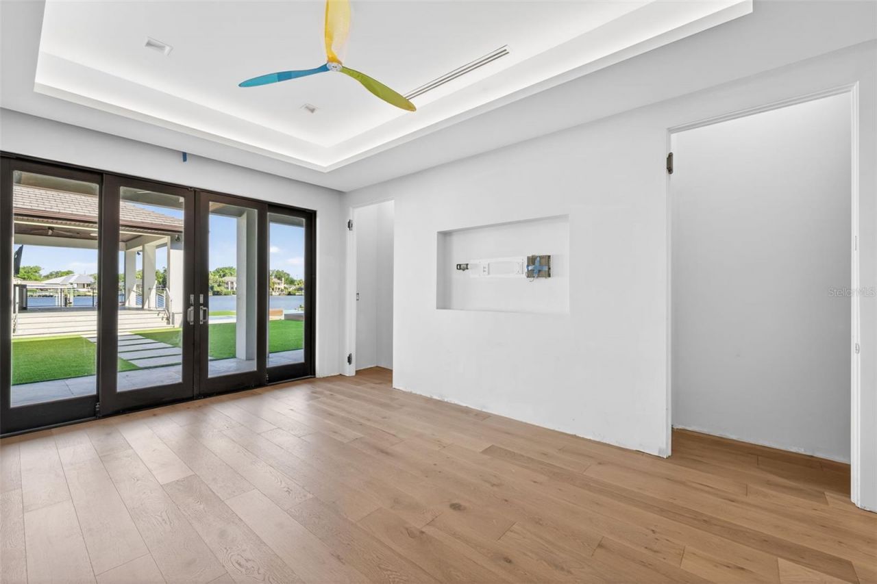 460 Coffee Pot Riviera Ne, Saint Petersburg, FL 33704 Photo