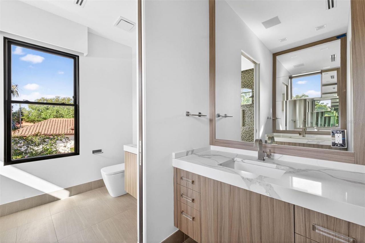 460 Coffee Pot Riviera Ne, Saint Petersburg, FL 33704 Photo