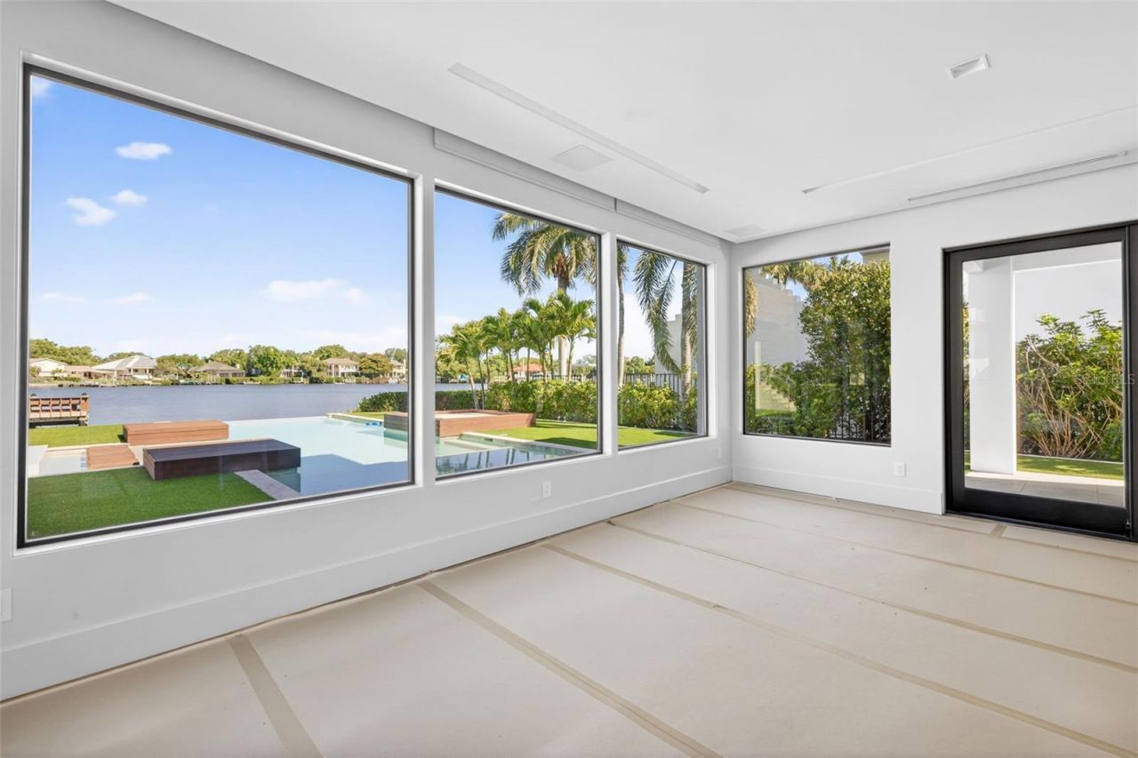 460 Coffee Pot Riviera Ne, Saint Petersburg, FL 33704 Photo