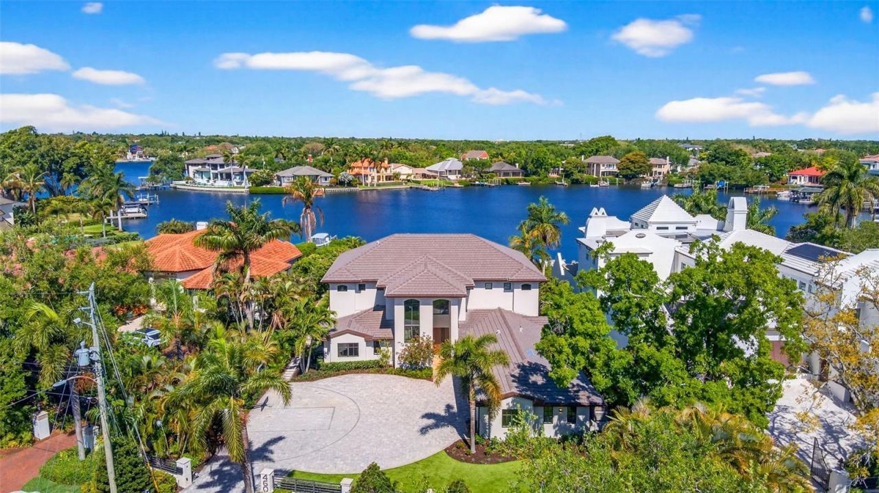 460 Coffee Pot Riviera Ne, Saint Petersburg, FL 33704 Photo