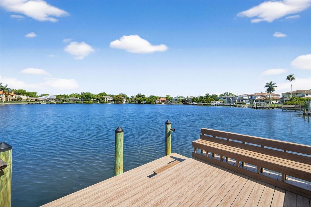 460 Coffee Pot Riviera Ne, Saint Petersburg, FL 33704 Photo
