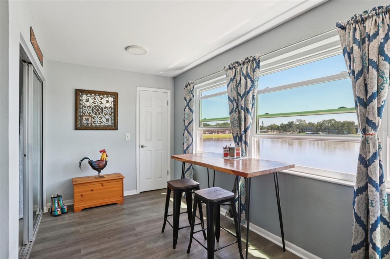 3850 13th Avenue N, Unit 210, Saint Petersburg, FL 33713 Photo