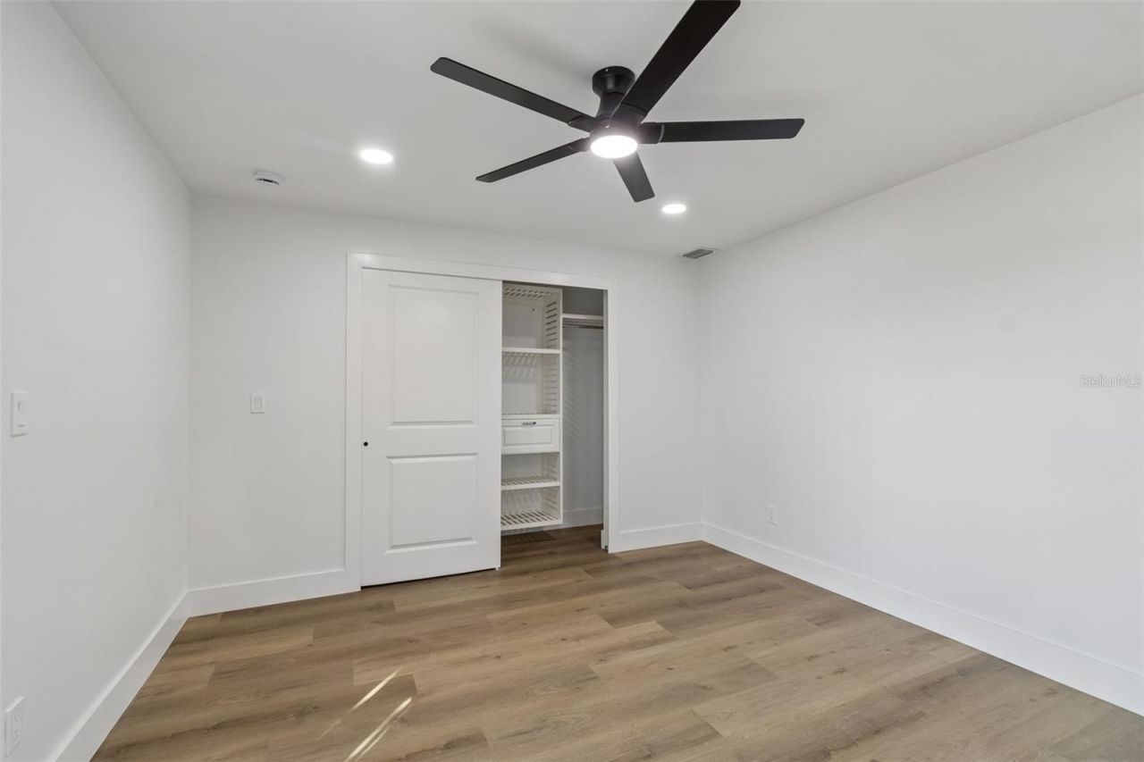 4790 Shore Acres Boulevard Ne, Saint Petersburg, FL 33703 Photo