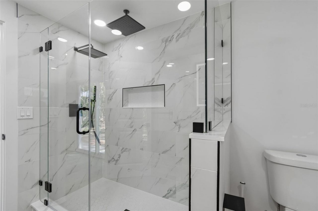 4790 Shore Acres Boulevard Ne, Saint Petersburg, FL 33703 Photo