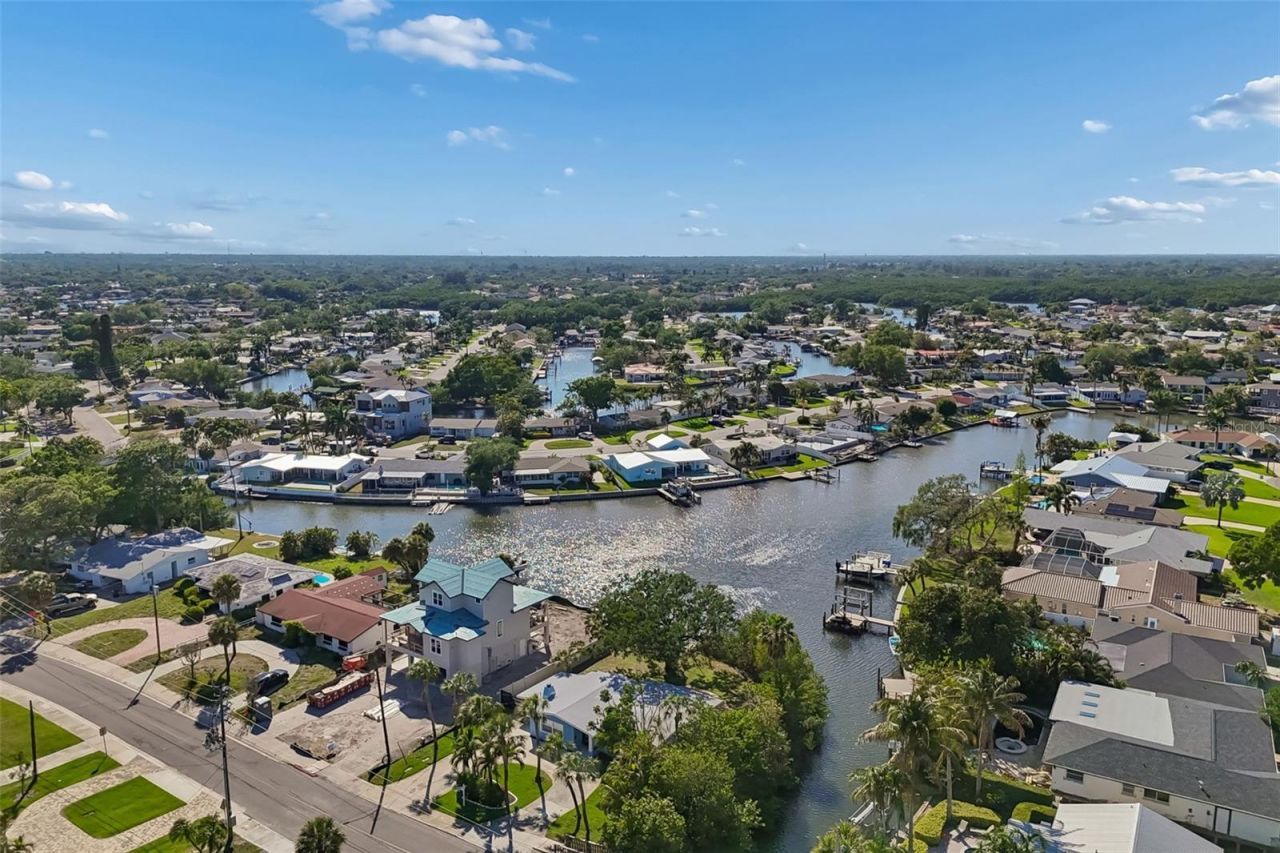 4790 Shore Acres Boulevard Ne, Saint Petersburg, FL 33703 Photo