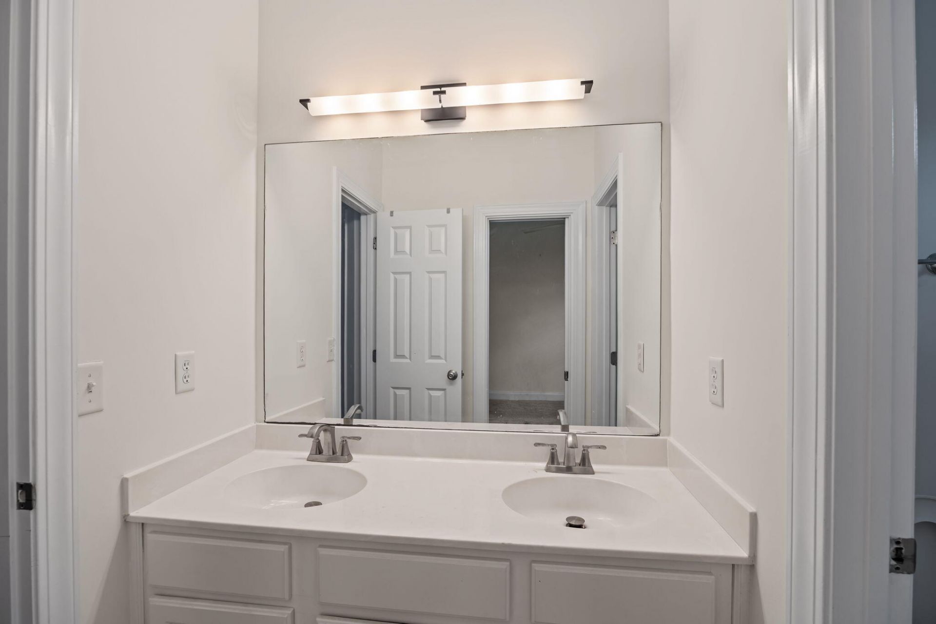 8557 Refuge Point Circle Photo 29