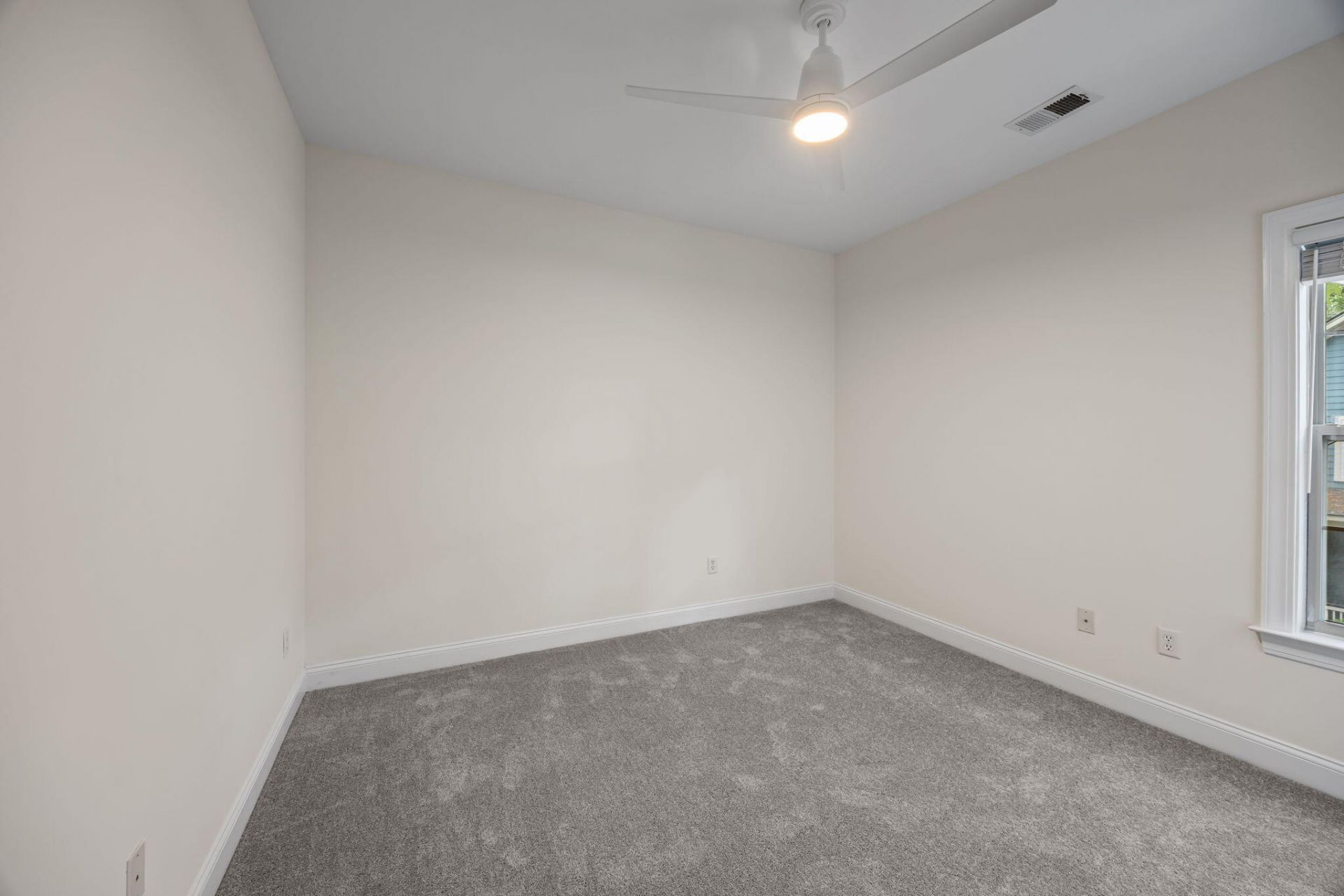 8557 Refuge Point Circle Photo 34