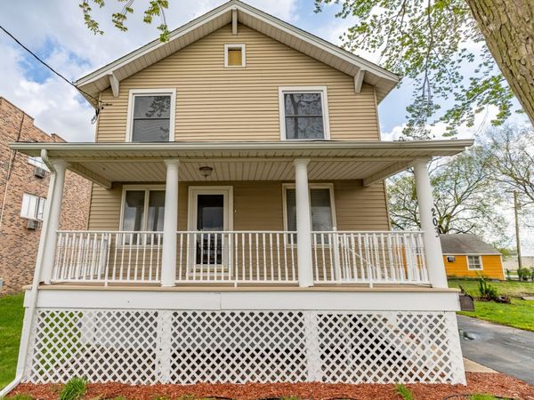 203 N Wolcott Street , Thornton, IL 60476