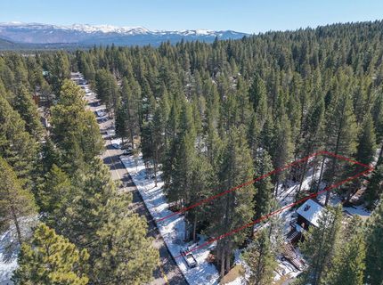 10489 E Alder Creek Road, Truckee, CA 96161 Photo