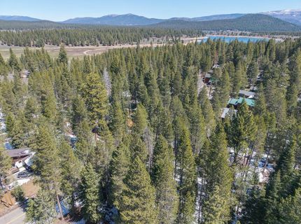 10489 E Alder Creek Road, Truckee, CA 96161 Photo