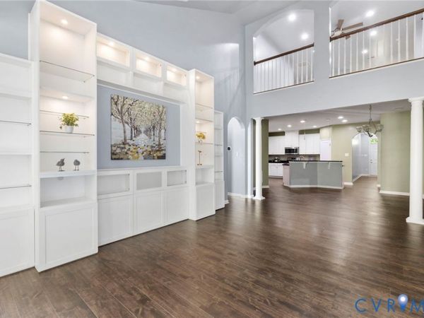 5712 Riverside Place, Richmond, VA 23225