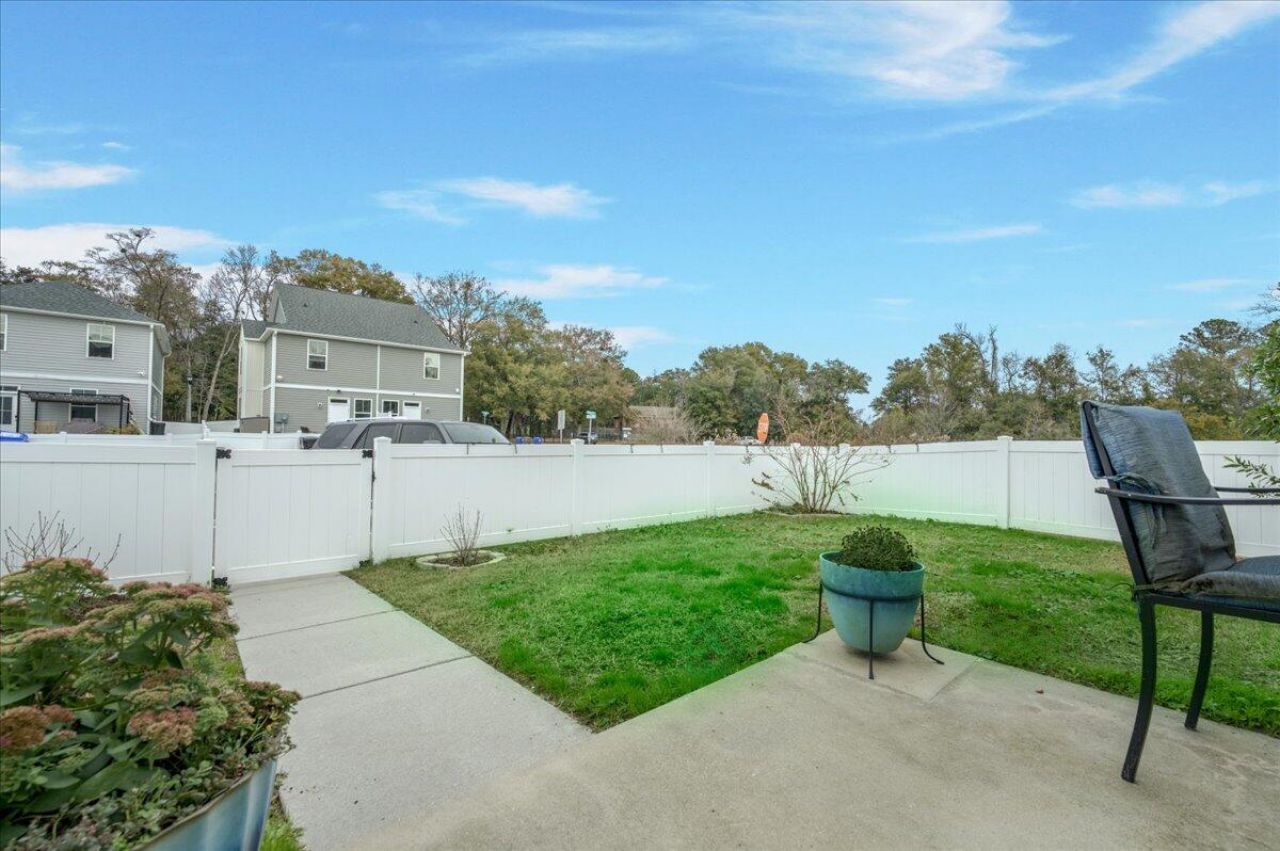 3995 Four Poles Park Drive Photo 19