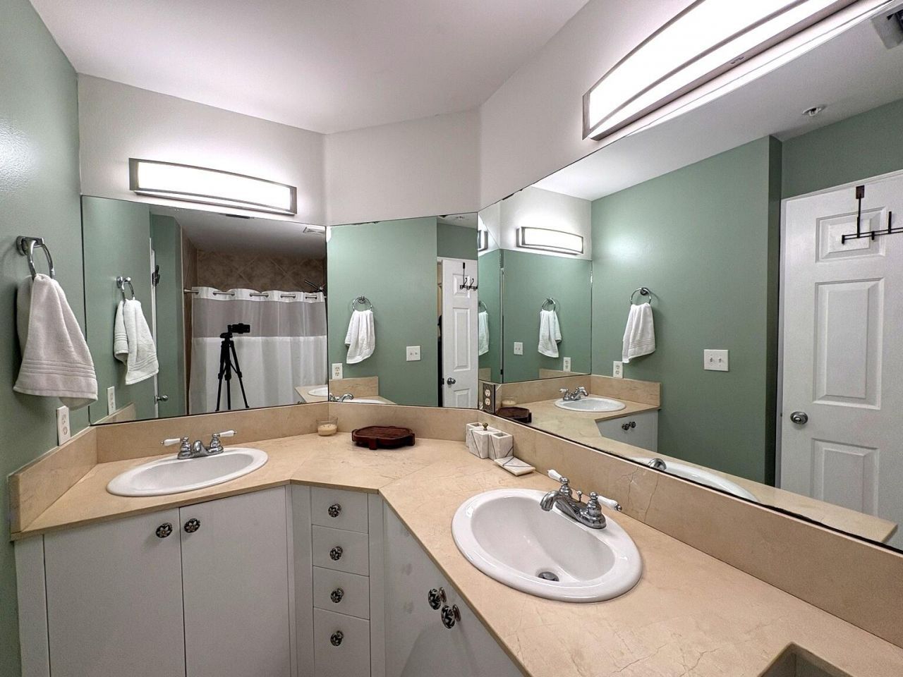 146 Moorings Drive, Lantana, FL 33462 Photo