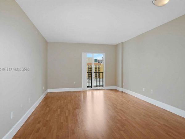 10 Aragon Ave , Unit 818, Coral Gables, FL 33134