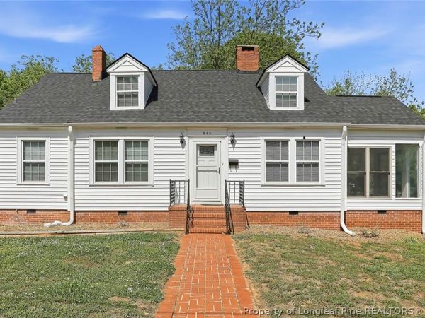 315 S Third Avenue , Siler City, NC 27344