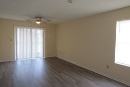 1095 Plantation Dr. photo 4