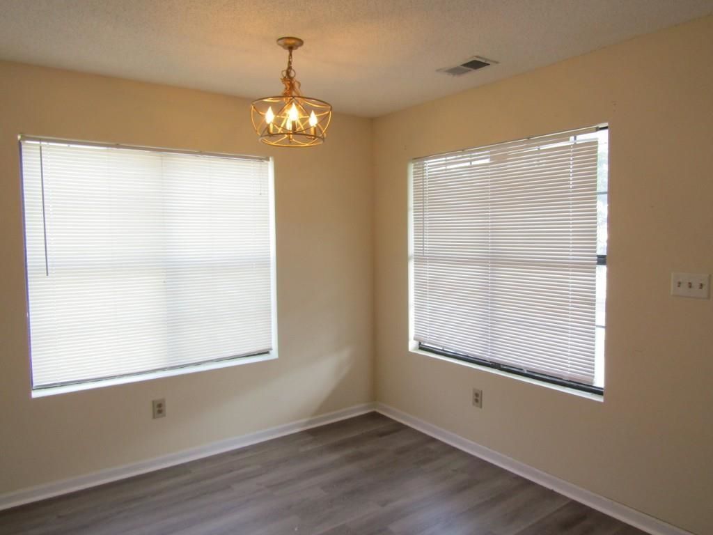 1095 Plantation Dr. Photo 8