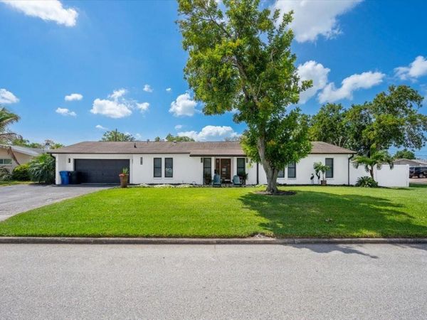 6870 13TH AVENUE N, ST PETERSBURG, FL 33710