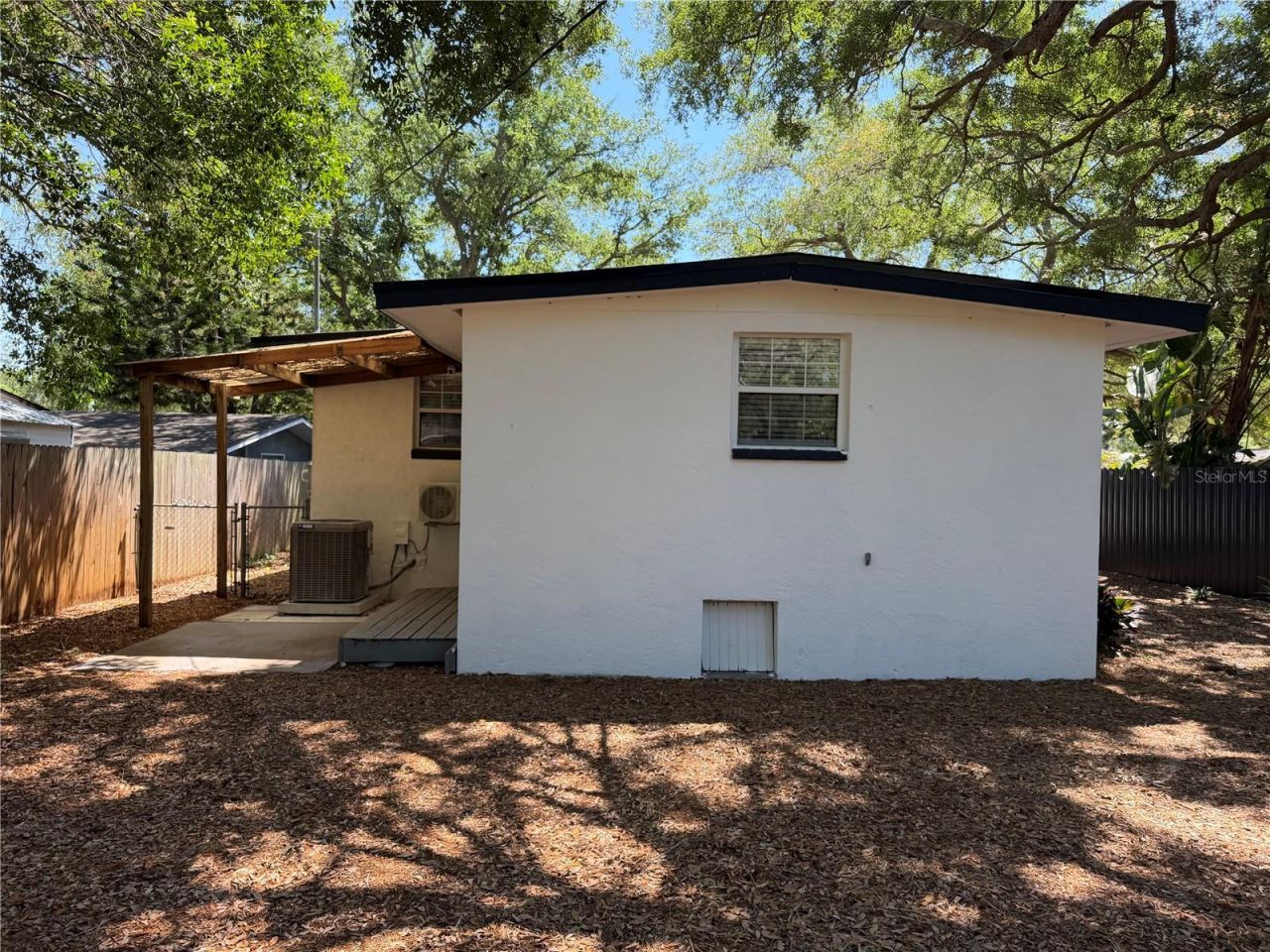 432 2nd Avenue Ne, Largo, FL 33770 Photo