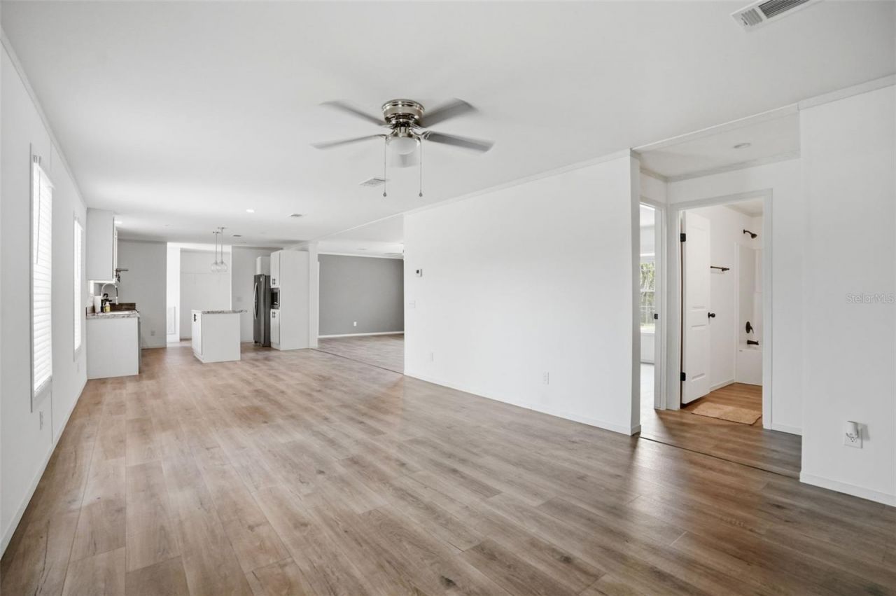 9533 Round Lake Drive, Weeki Wachee, FL 34613 Photo