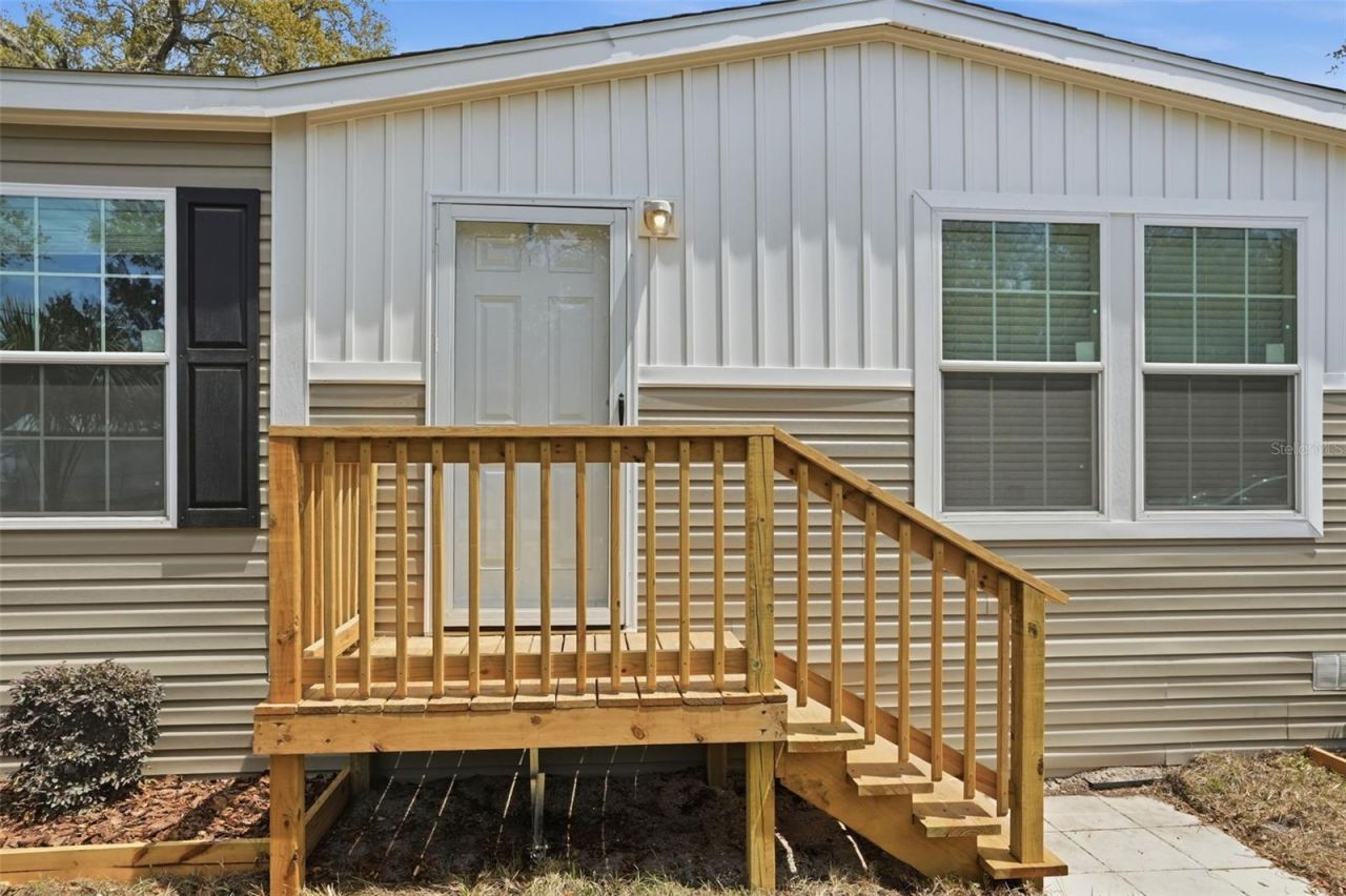 9533 Round Lake Drive, Weeki Wachee, FL 34613 Photo