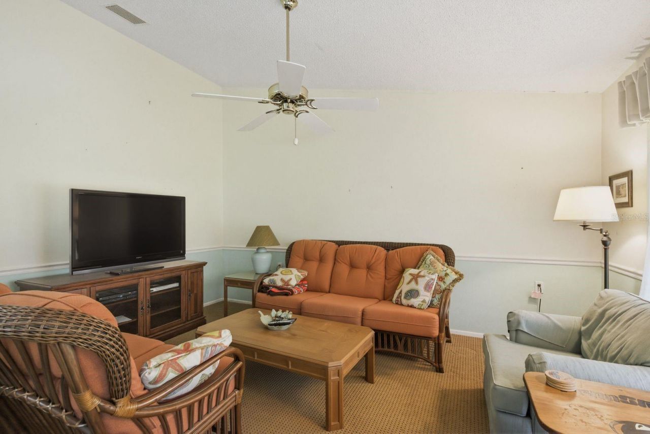 6542 Pine Walk Drive, New Port Richey, FL 34655 Photo