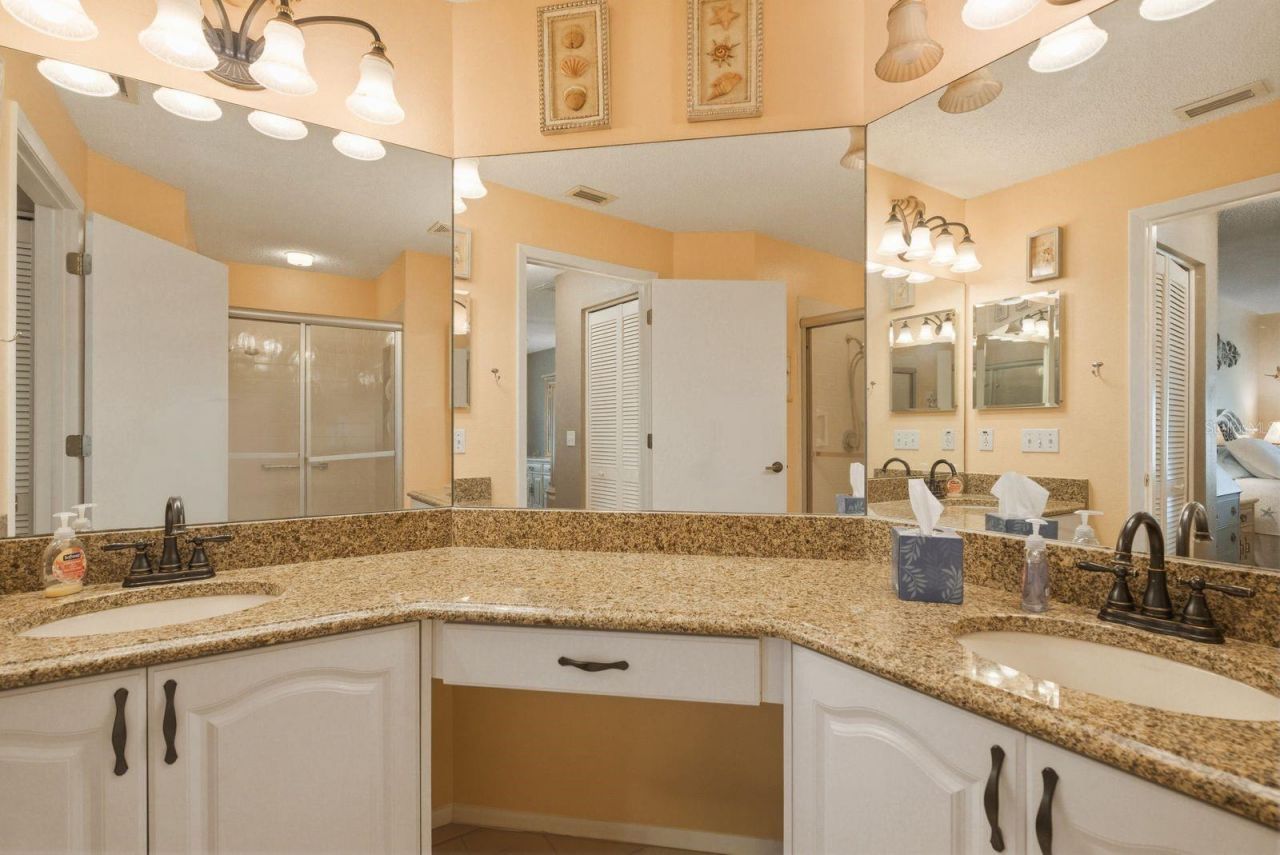 6542 Pine Walk Drive, New Port Richey, FL 34655 Photo