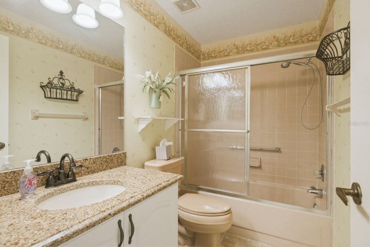 6542 Pine Walk Drive, New Port Richey, FL 34655 Photo