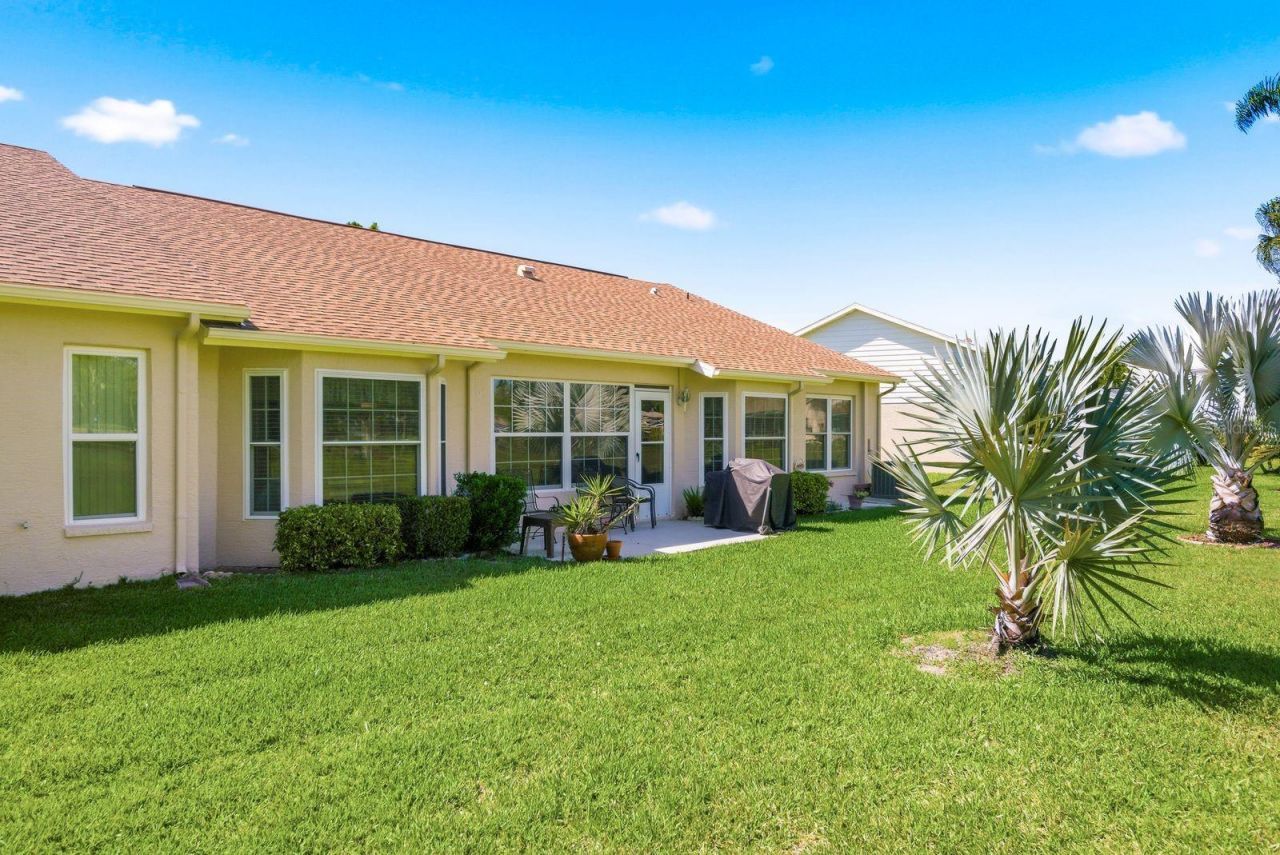 6542 Pine Walk Drive, New Port Richey, FL 34655 Photo