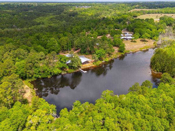 5371 N Hilton Road, Baker, FL 32531