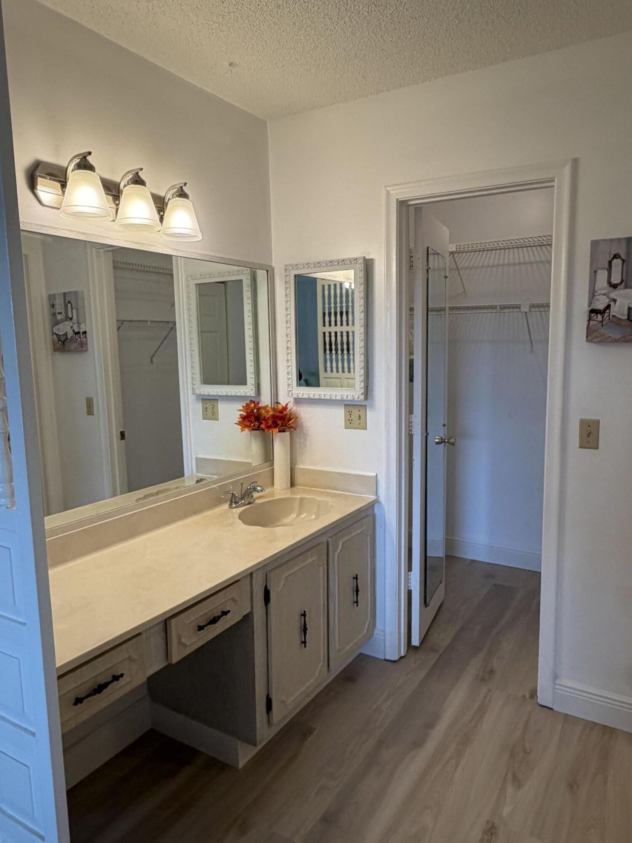 1121 Cactus Terrace, Unit 202, Delray Beach, FL 33445 Photo