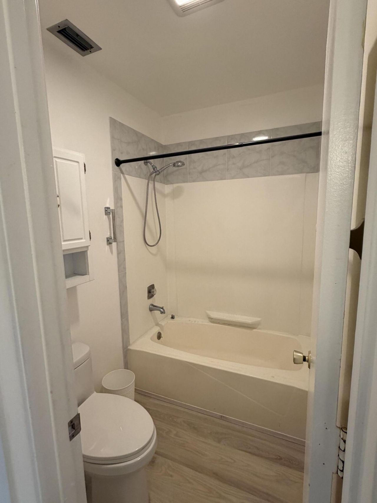 1121 Cactus Terrace, Unit 202, Delray Beach, FL 33445 Photo