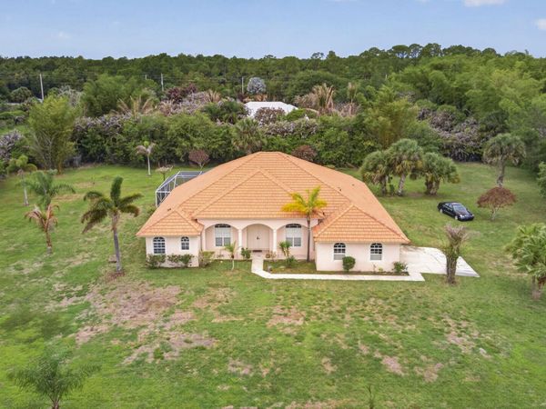 15373 N 98th Trl Trail N, Jupiter Farms, FL 33478