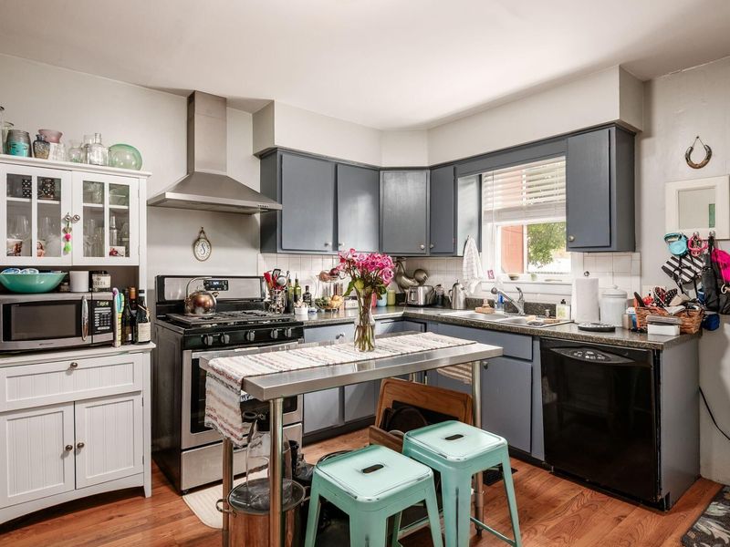 59-59.5 W Fifth Avenue , Columbus, OH 43201 Photo 17