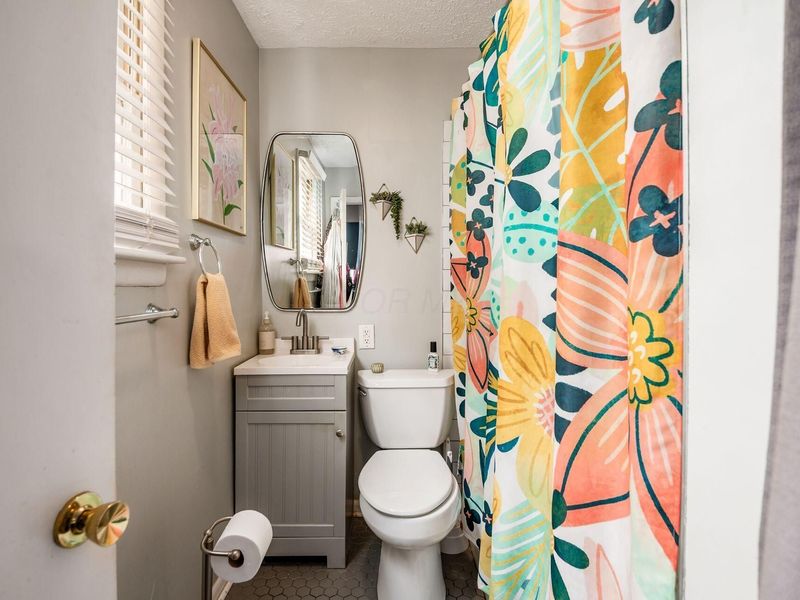 59-59.5 W Fifth Avenue , Columbus, OH 43201 Photo 20