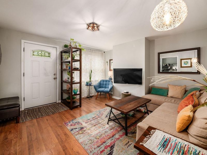 59-59.5 W Fifth Avenue , Columbus, OH 43201 Photo 3