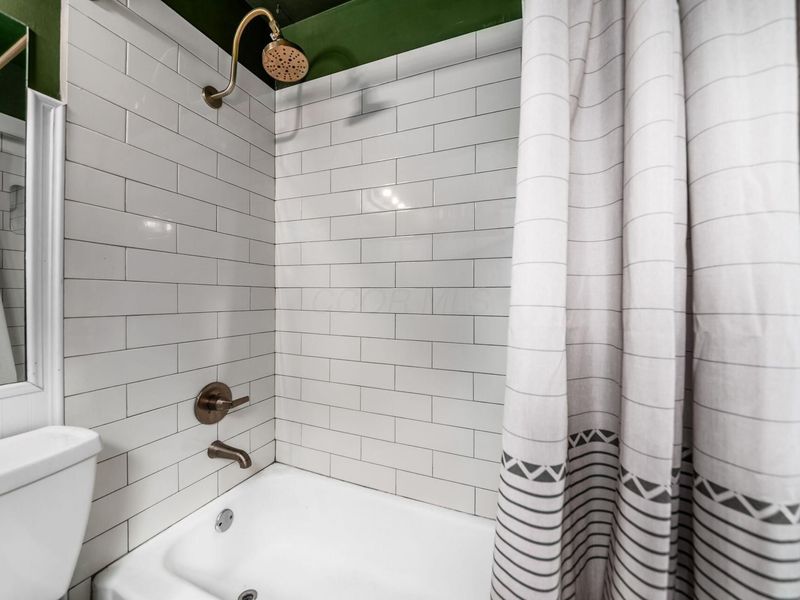 59-59.5 W Fifth Avenue , Columbus, OH 43201 Photo 42