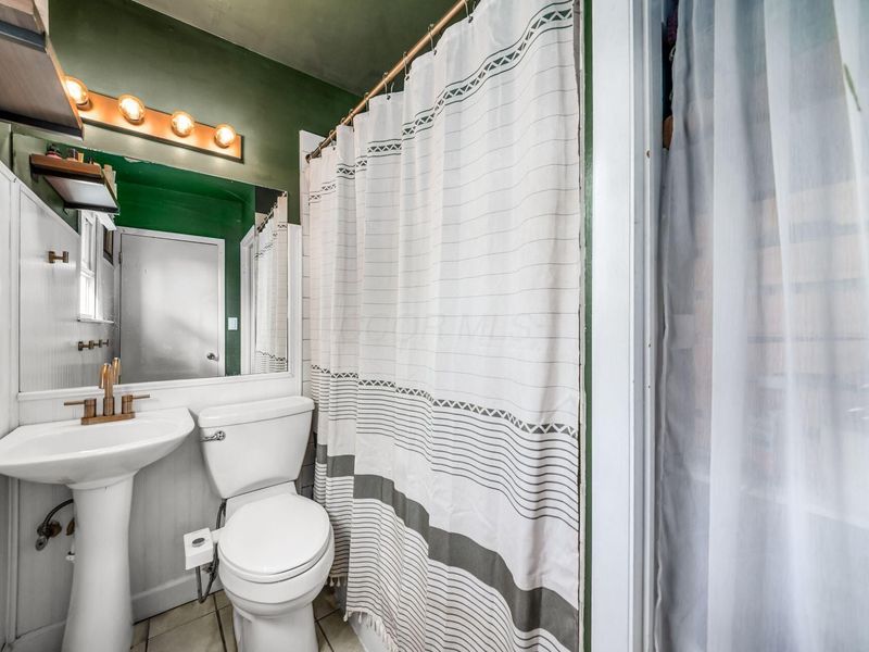 59-59.5 W Fifth Avenue , Columbus, OH 43201 Photo 52