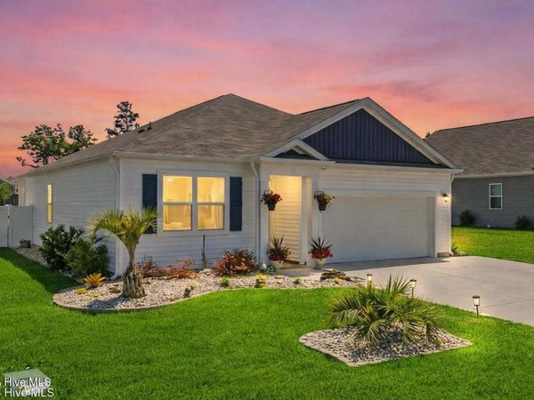 1006 Burled Oak Ridge Loop SE, Bolivia, NC 28422