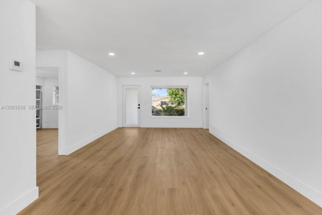 327 SE 2nd Ave, Dania Beach, FL 33004 Photo