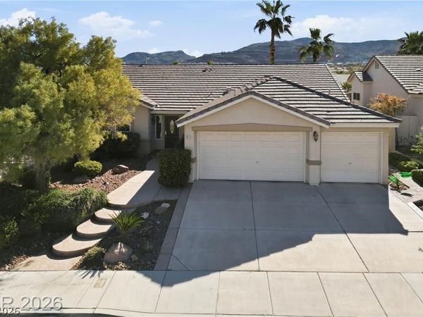 1811 Puerto Way , Henderson, NV 89012