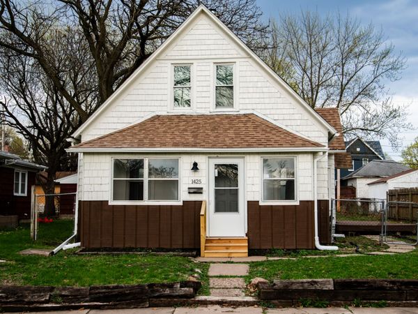 1425 24 1/2 Street , Rock Island, IL 61201